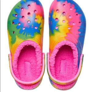 Tie-dye Fleece Lined Crocs